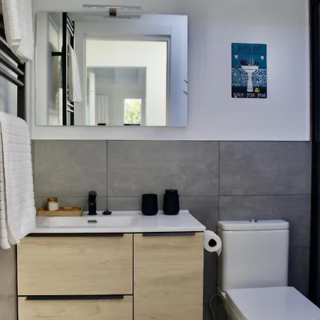 El Raitin Apartment